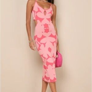 Lulu's Pink Floral Keyhole Midi Dress